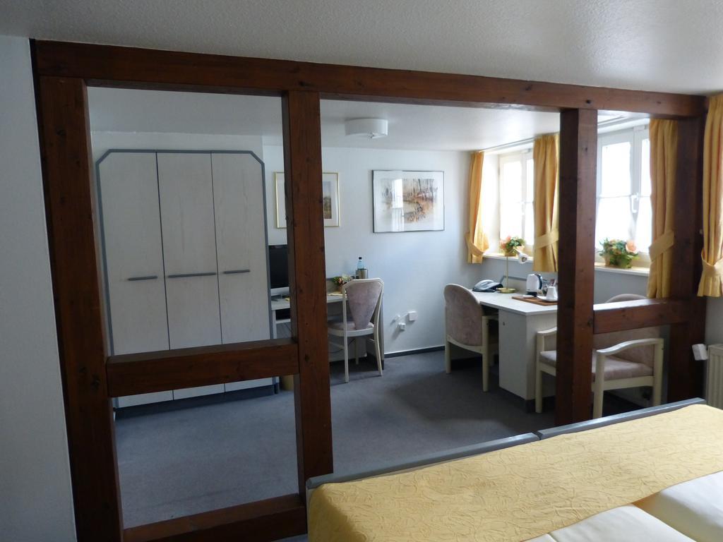 סלה Hotel Am Hehlentor מראה חיצוני תמונה