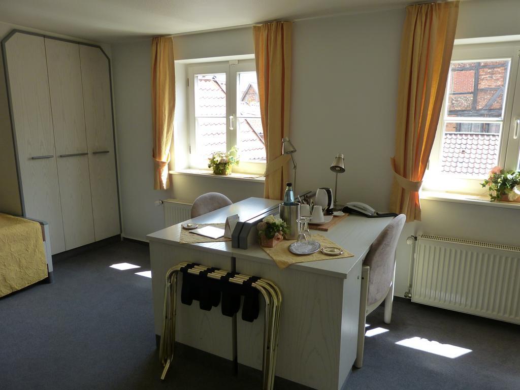 סלה Hotel Am Hehlentor מראה חיצוני תמונה