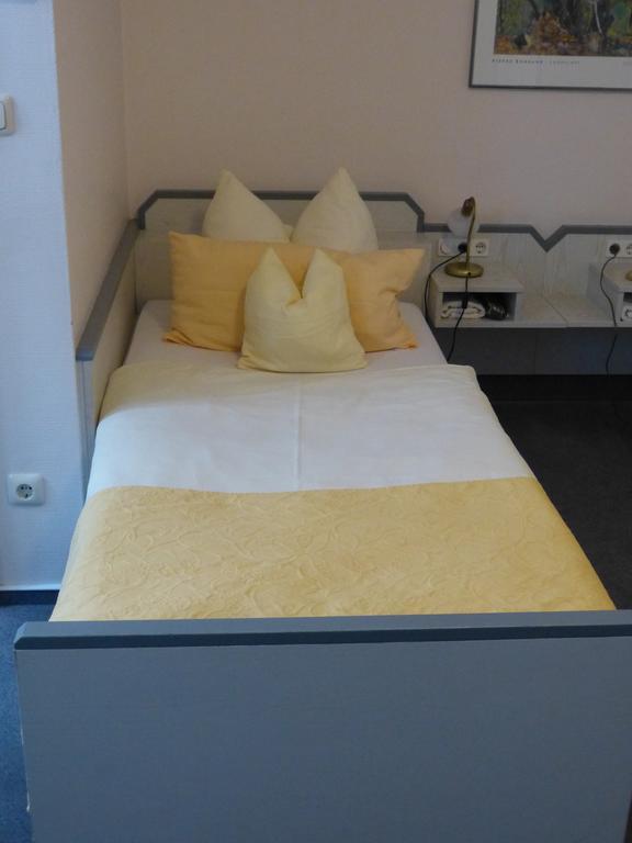 סלה Hotel Am Hehlentor מראה חיצוני תמונה