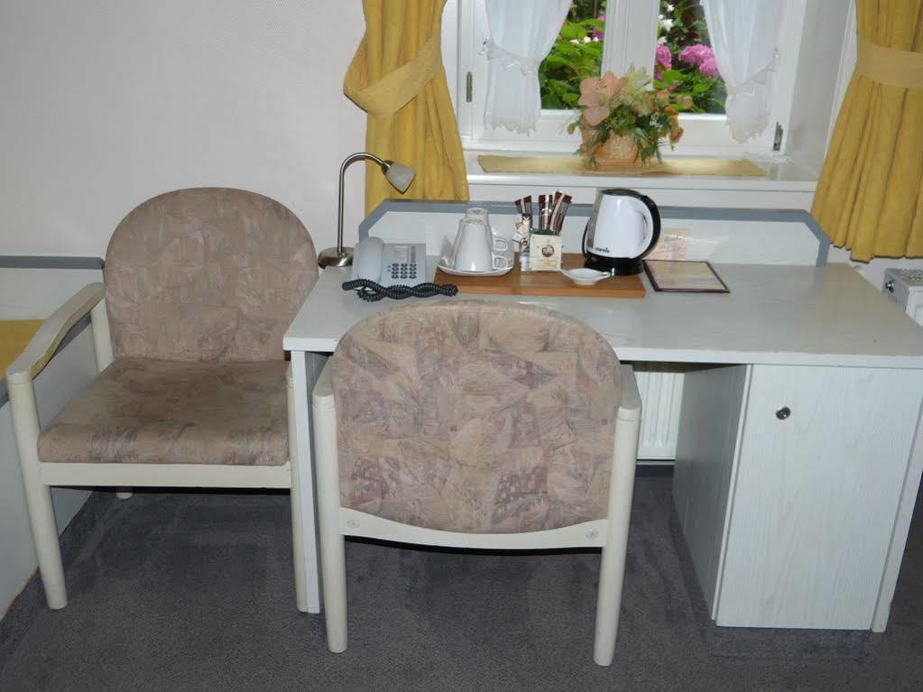 סלה Hotel Am Hehlentor מראה חיצוני תמונה